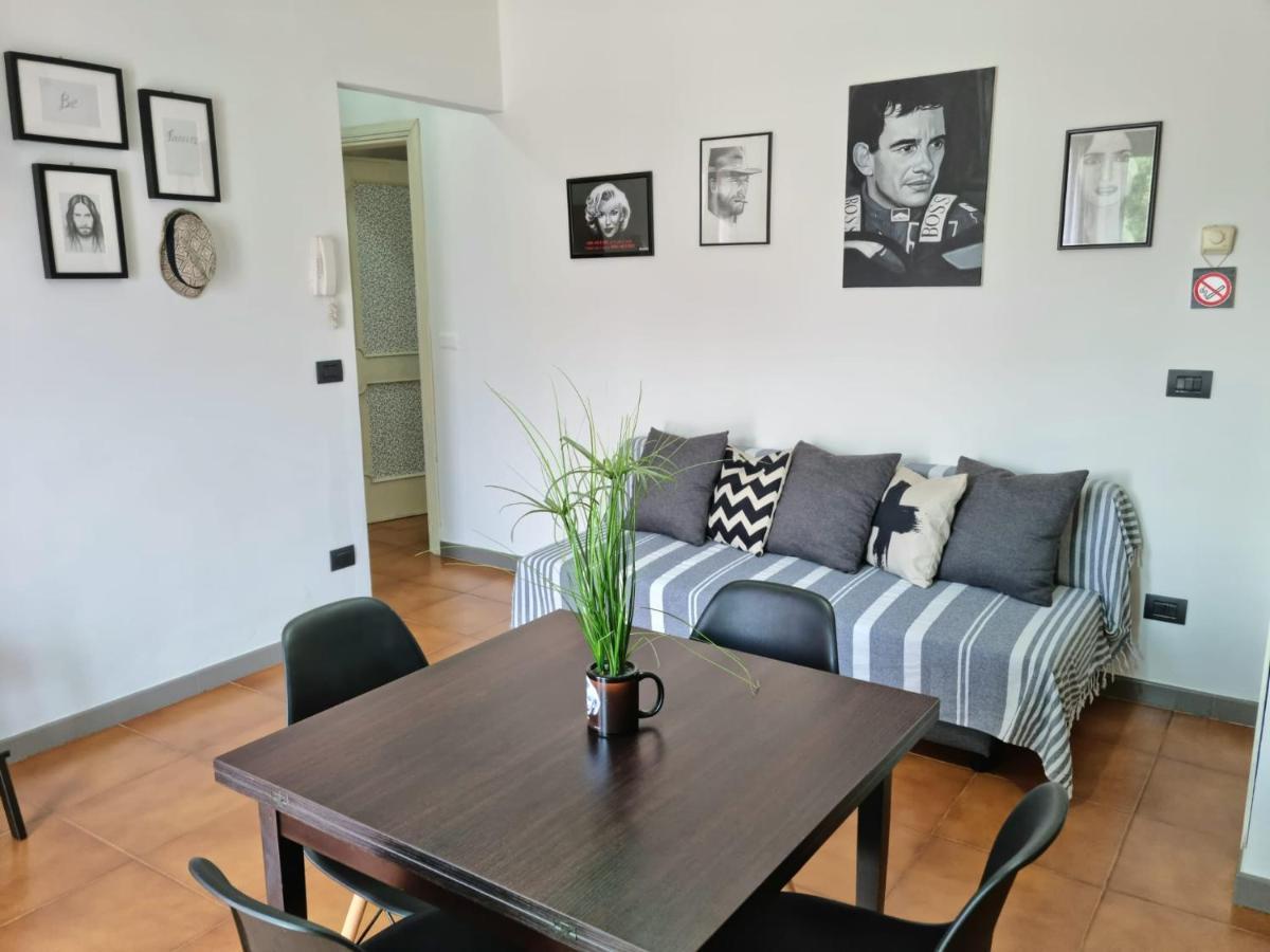 Home Of Fame - Home Gallery With Fully Equipped Kitchen, Separate Entrance, Free Parking Olbia Exterior foto