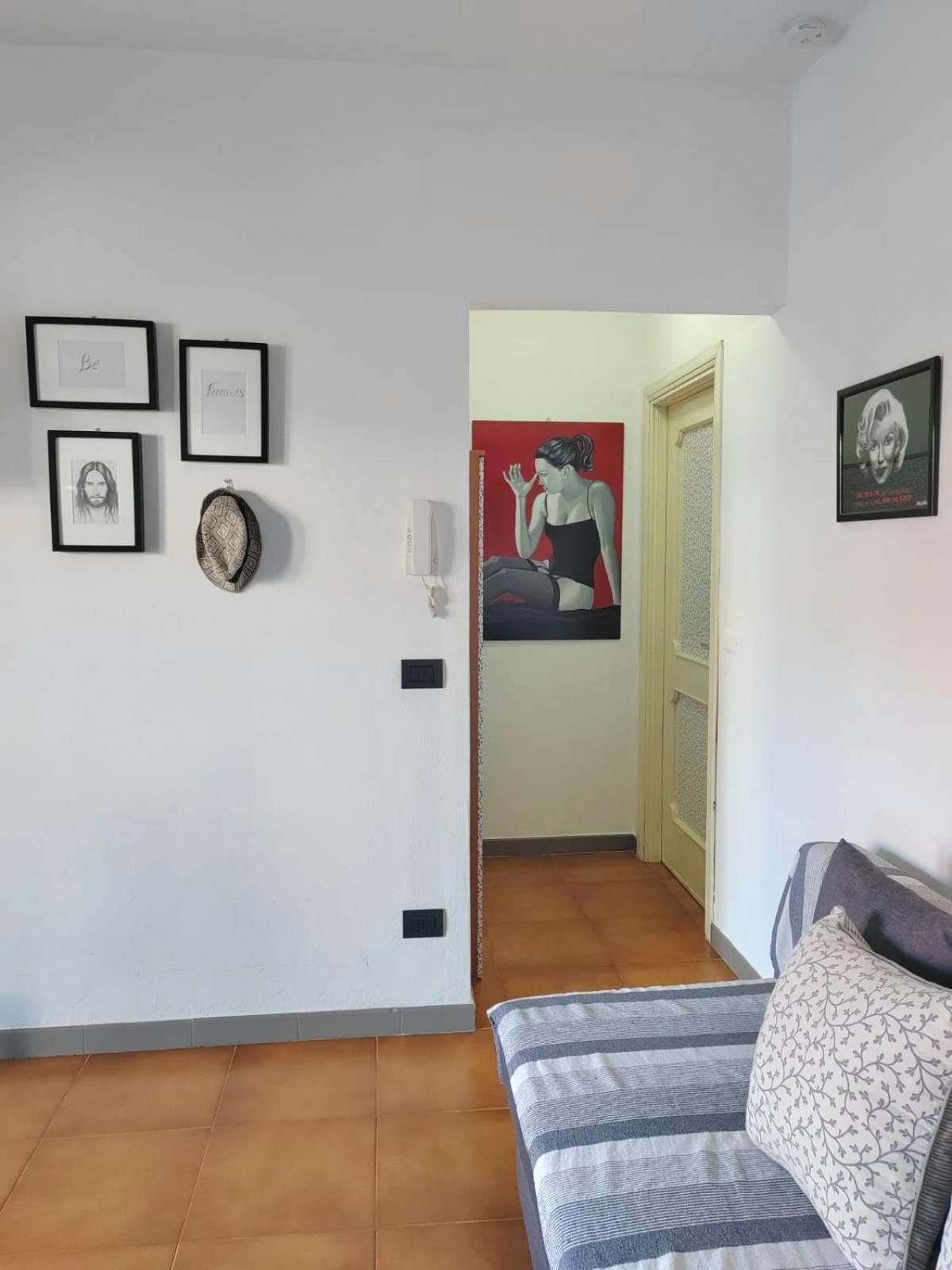 Home Of Fame - Home Gallery With Fully Equipped Kitchen, Separate Entrance, Free Parking Olbia Exterior foto